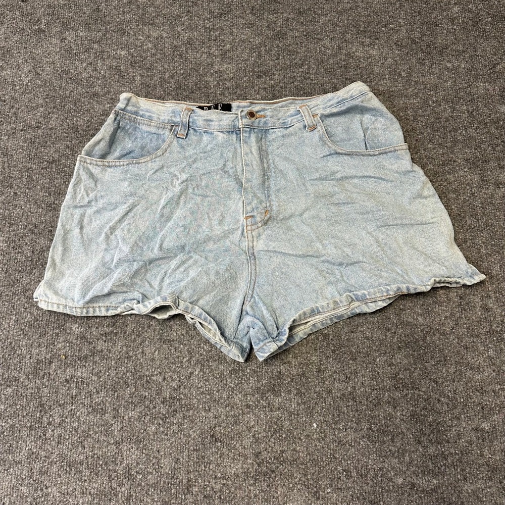 Rue21 Denim Shorts Womens Size 13/14 Light Wash High Waisted Cotton Casual